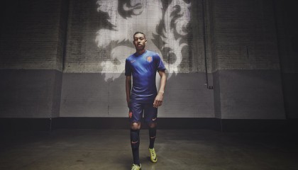 开云体育-奥斯梅恩全程高能输出，沙特强势晋级皇马，金元足球的胜利还是足球的黄昏？