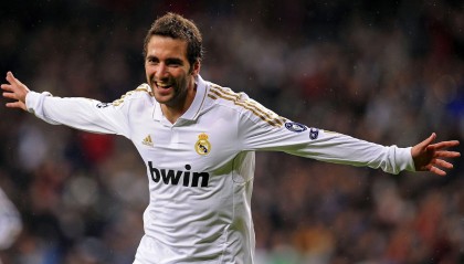 开云官网-西决生死战之夜，班凯罗用完美表现击碎质疑，魔术未来可期