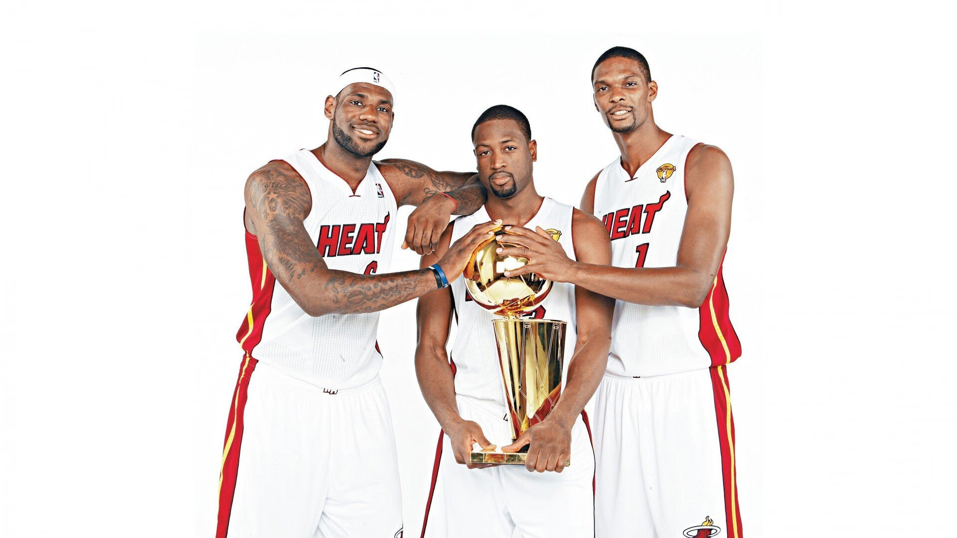 戈贝尔，沉默的硬仗之王，撑起季后赛的钢铁苍穹